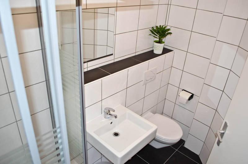 Hostel Nanina Gröbenzell Kamer foto