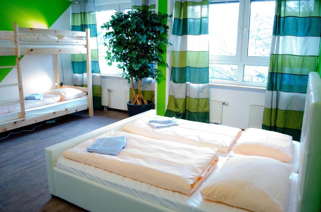 Hostel Nanina Gröbenzell Kamer foto