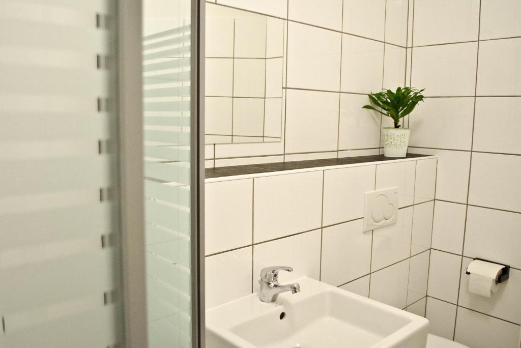 Hostel Nanina Gröbenzell Kamer foto